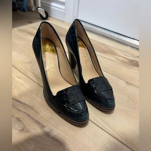 NWOT- Cole Haan Nike Air sole Moroccan Blue Patent
Leather Heels